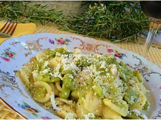 Cavatelli fave e ricotta